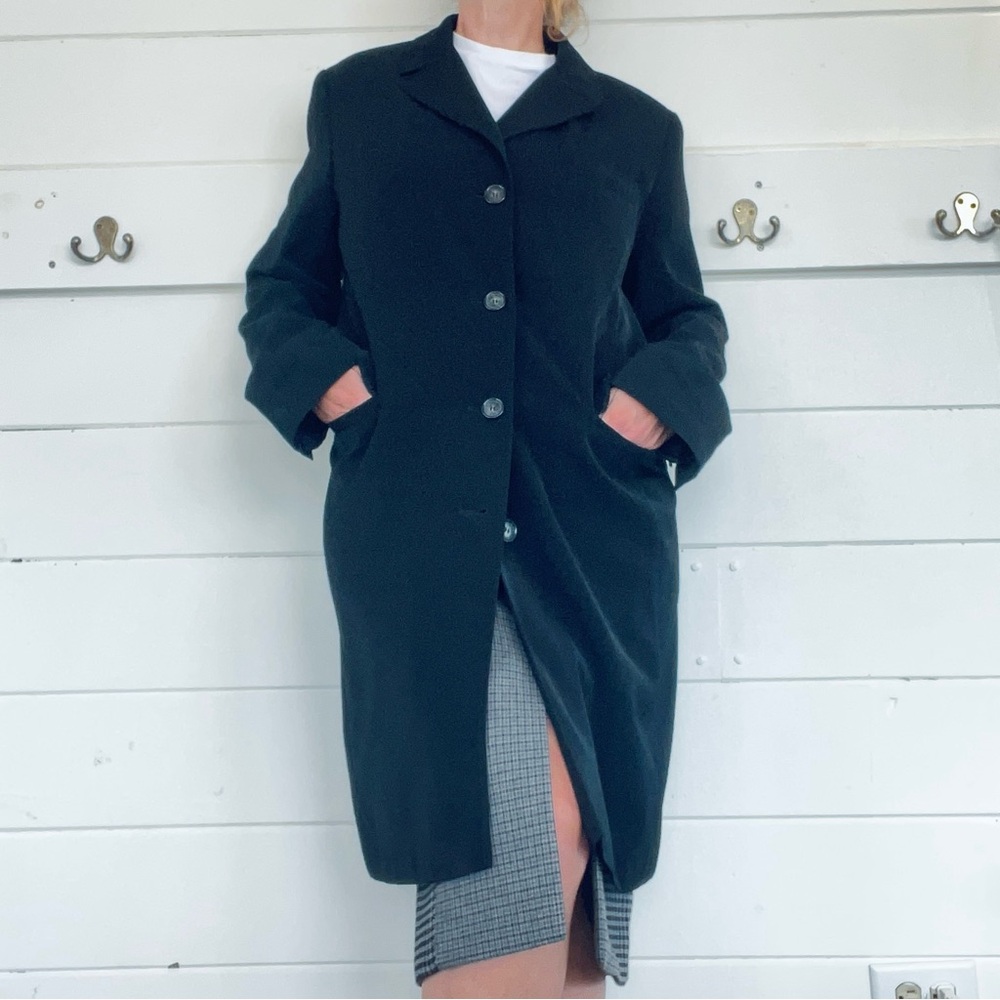 Black Trench Coat by Gallery. Size S (fits larger). Mid-Length.